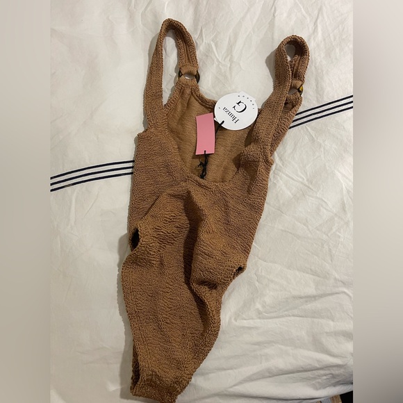 Hunza G Domino one piece - Metallic Cocoa-
one size fits all - Picture 3 of 3